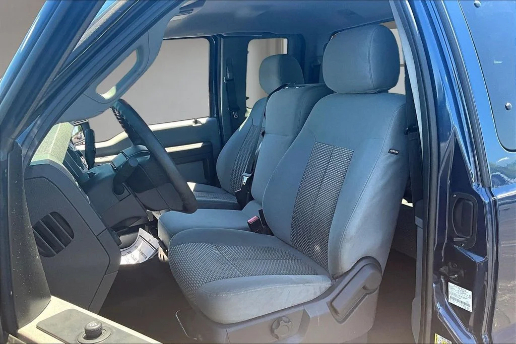 Used 2016 Blue Ford XLT image 22
