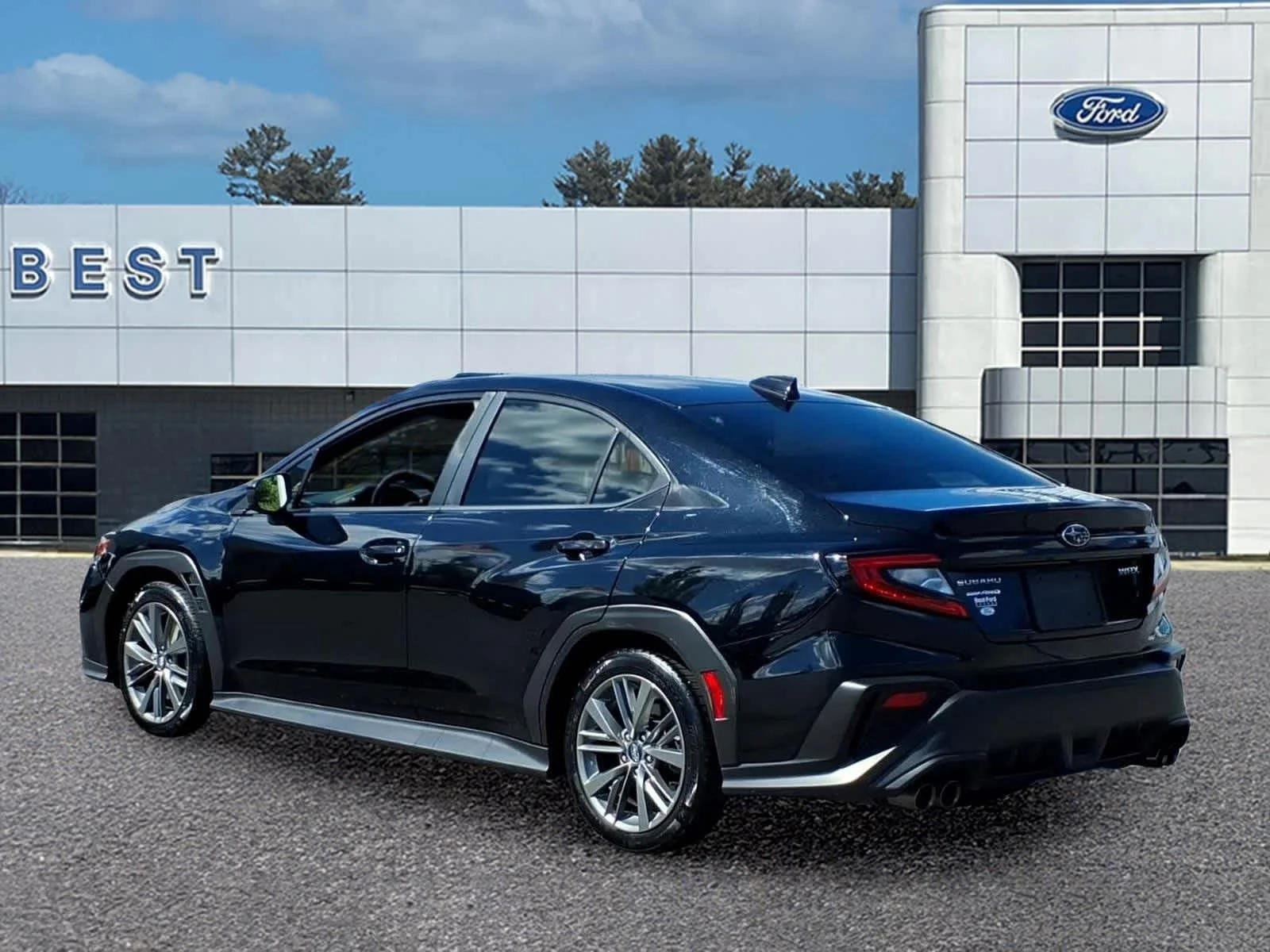 Used 2024 Crystal Black Silica Subaru  image 4