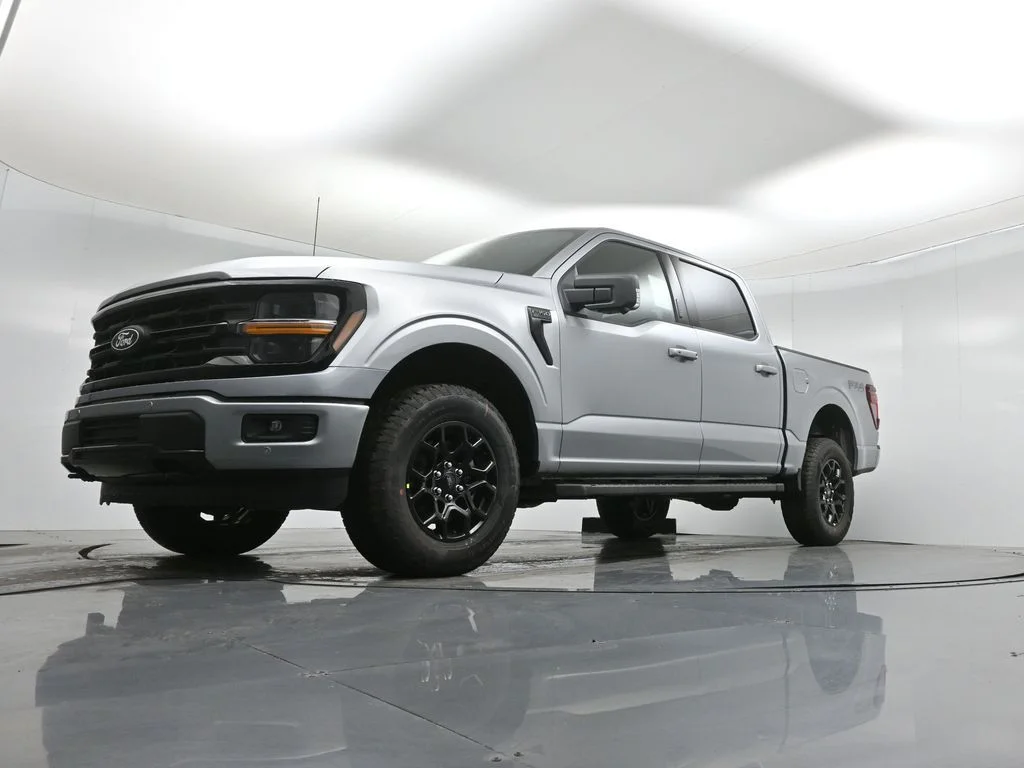 New 2026 Iconic Silver Metallic Ford XLT image 41