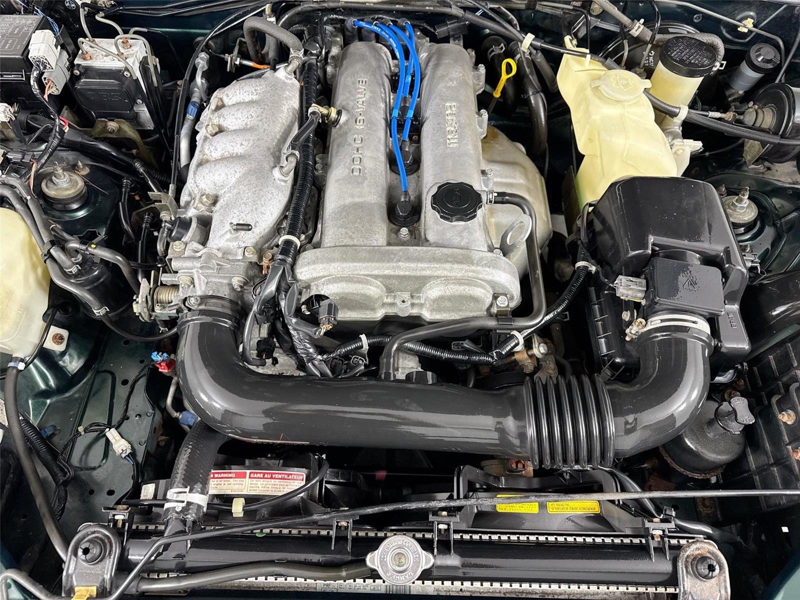 Used 1999 Emerald Mica Mazda Base image 38