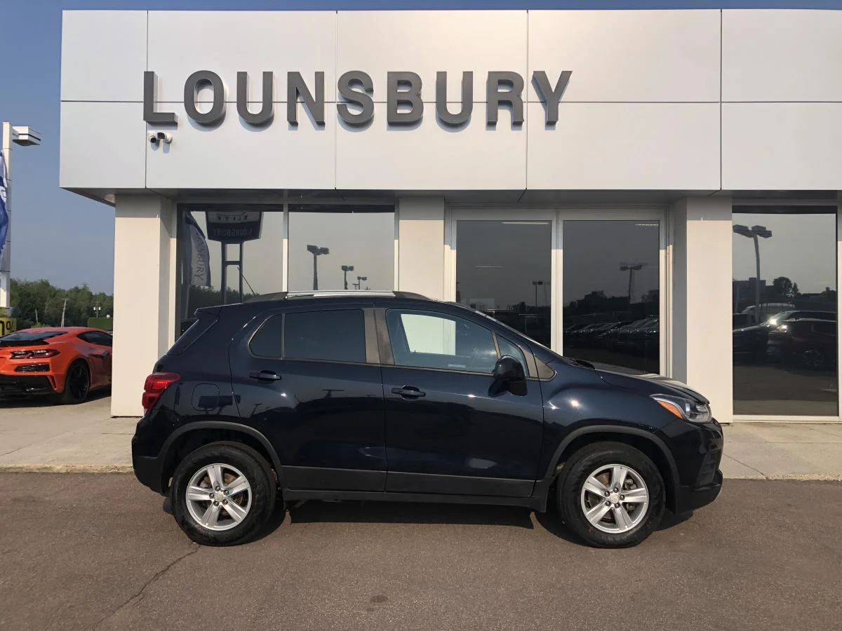 Used 2022 Blue Chevrolet Awd 4dr Lt image 2
