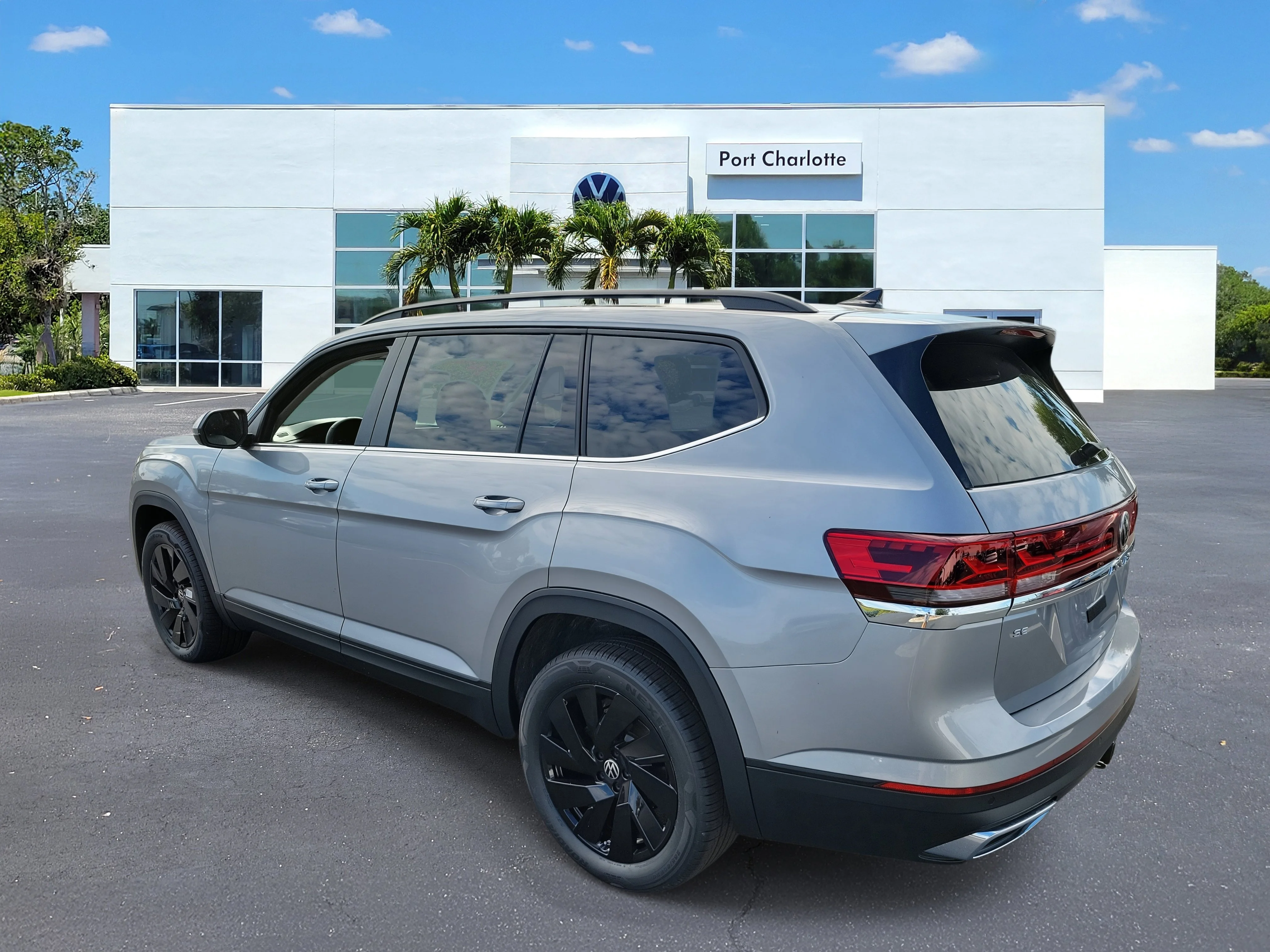 New 2026 Silver Volkswagen SE w/Technology image 35