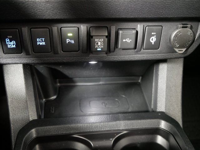 Used 2023 Ice Cap Toyota Double Cab TRD Off-Road w/ Technology Pkg image 28