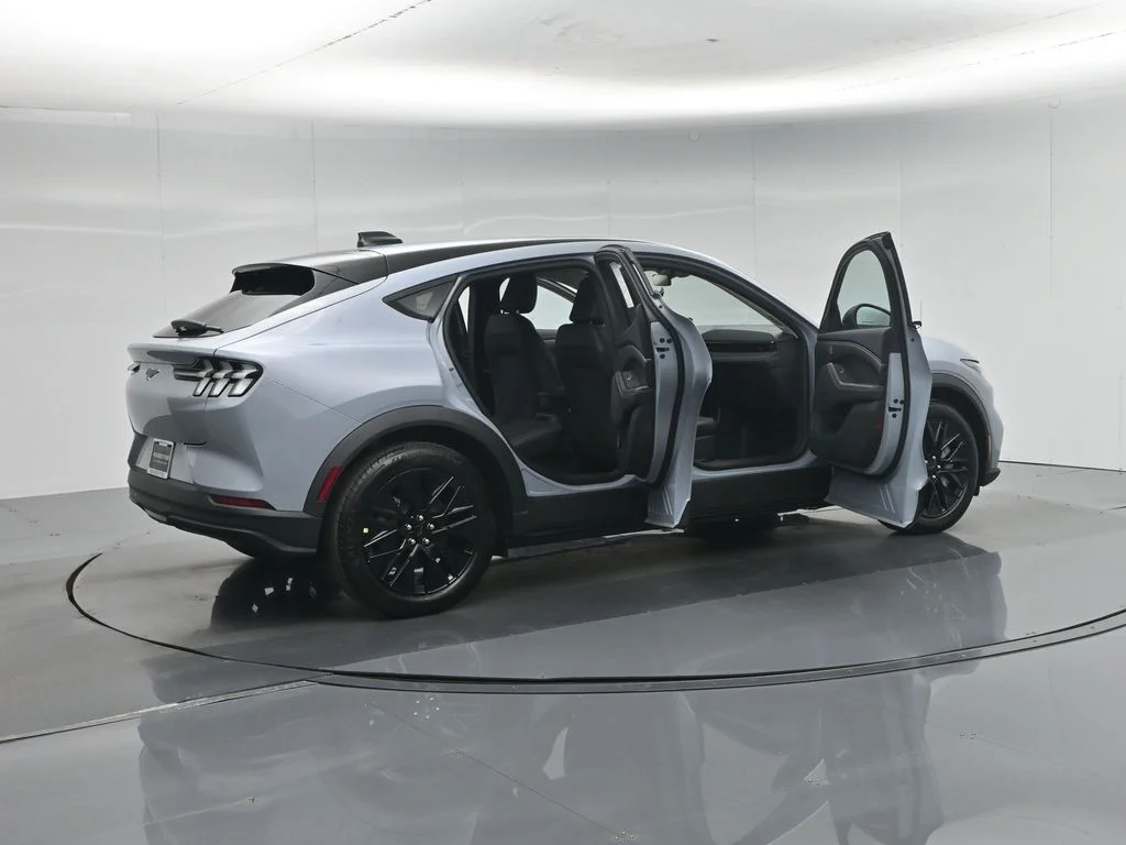 New 2026 Glacier Gray Metallic Tri-coat Ford Select image 5