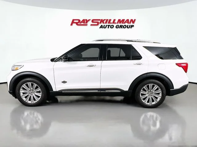 Used 2022 White Ford King Ranch image 4