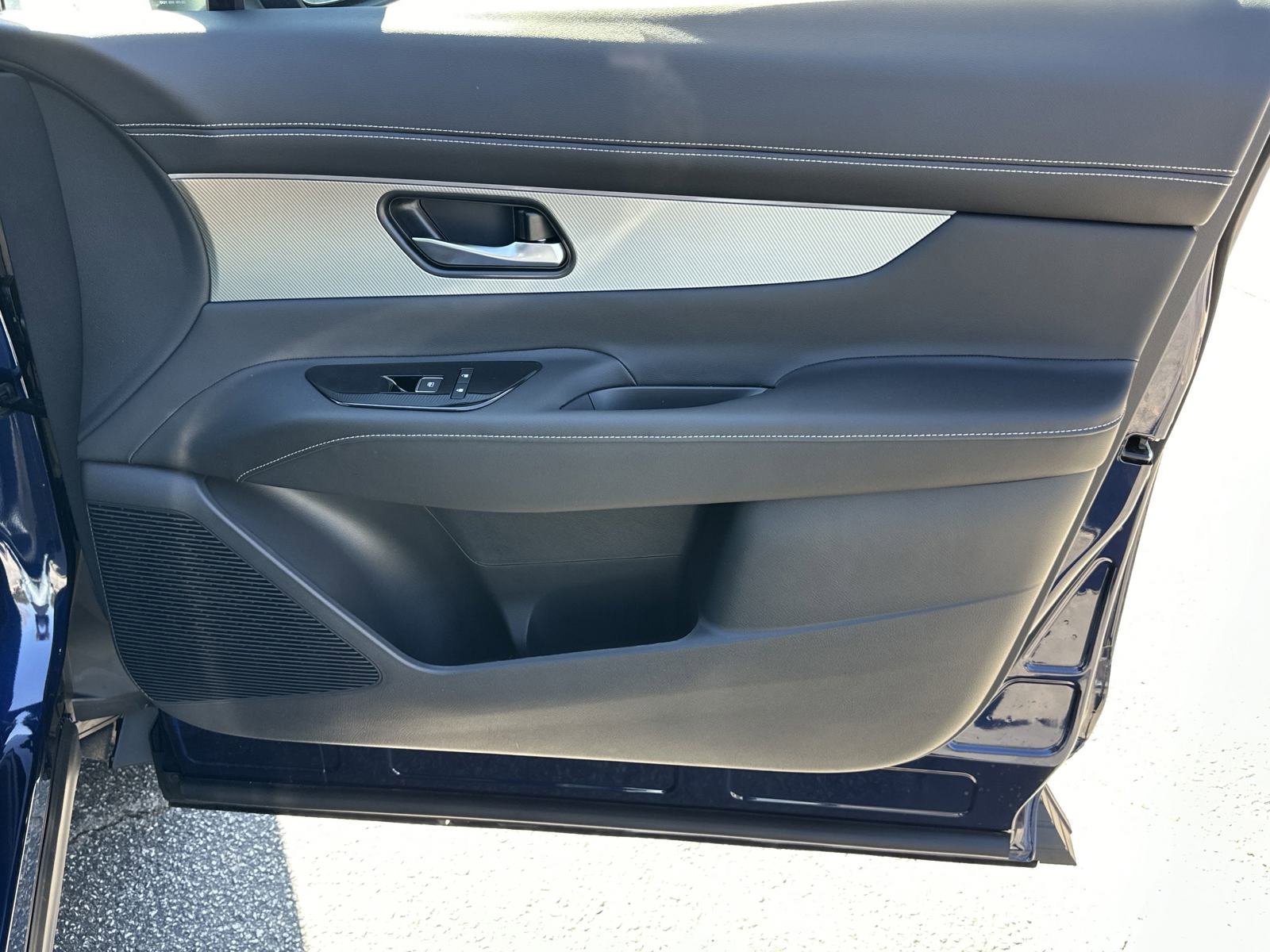 2025 Nissan Murano SL - Photo 16