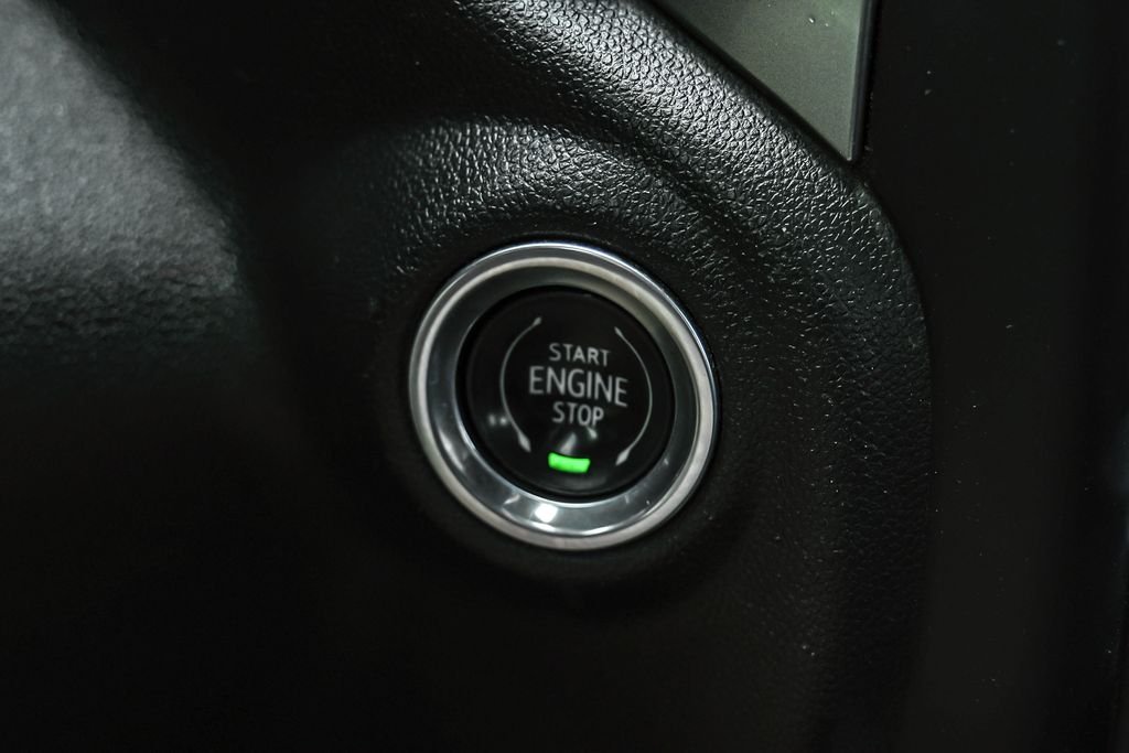 Used 2020 White Chevrolet LTZ image 27