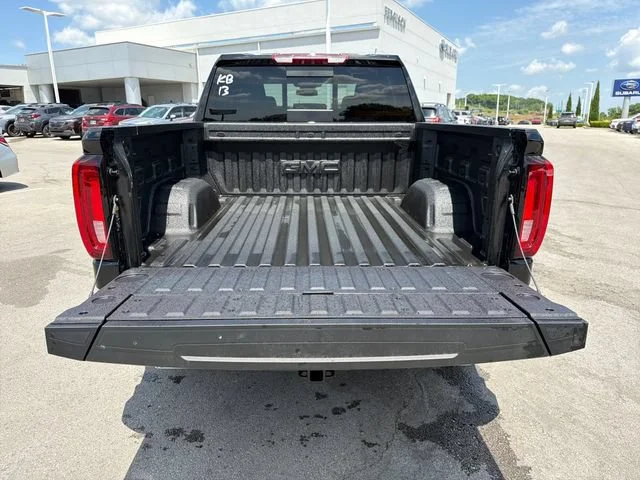 2026 GMC Sierra 1500 SLT - Photo 23