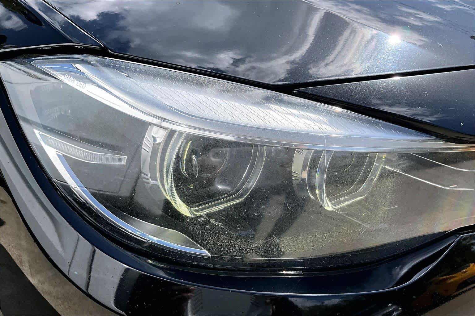Used 2018 Black Sapphire Metallic BMW 330i xDrive image 26