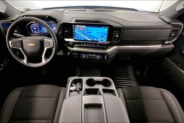 Used 2025 Riptide Blue Metallic Chevrolet LT image 18