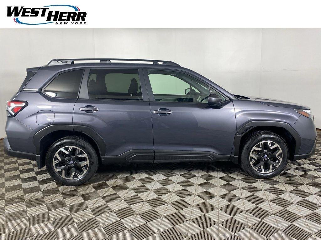 Used 2025 Magnetite Gray Metallic Subaru Premium image 22