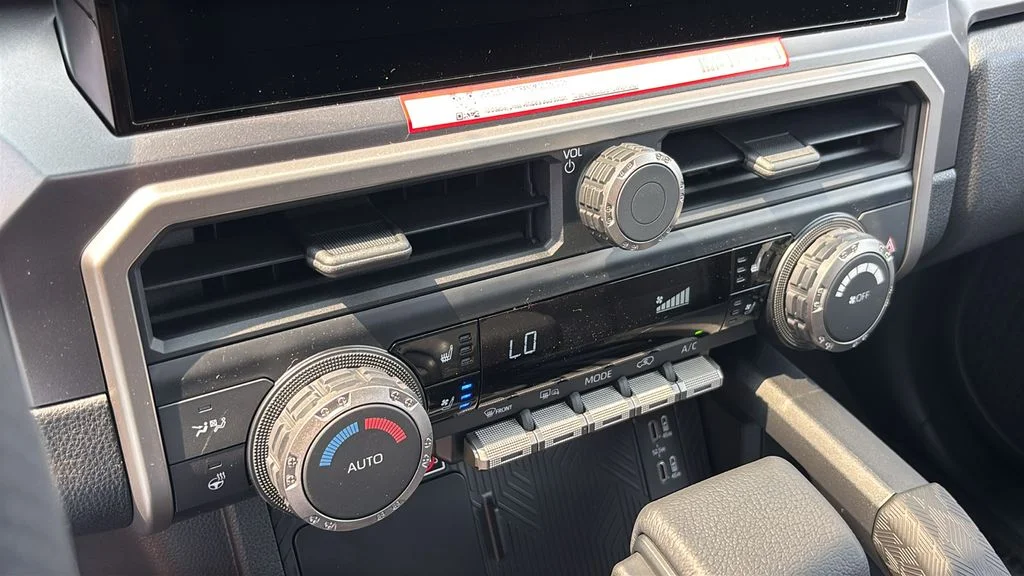 2026 Toyota 4Runner TRD Off-Road - Photo 22
