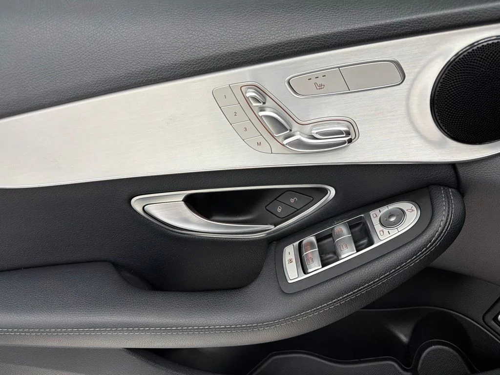 Used 2019 Black Mercedes-Benz C 300 image 21