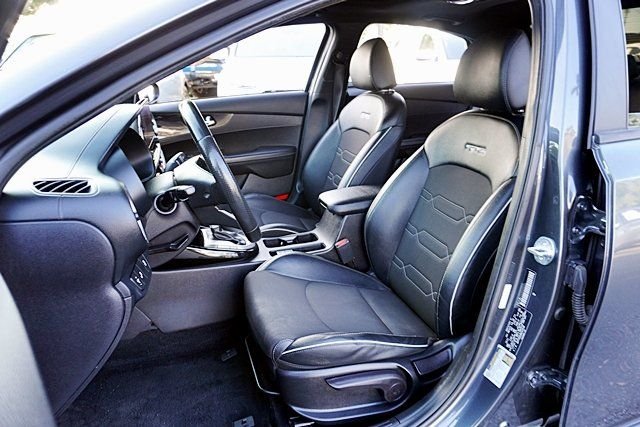 Used 2022 Gray Kia GT-Line Premium Package image 13
