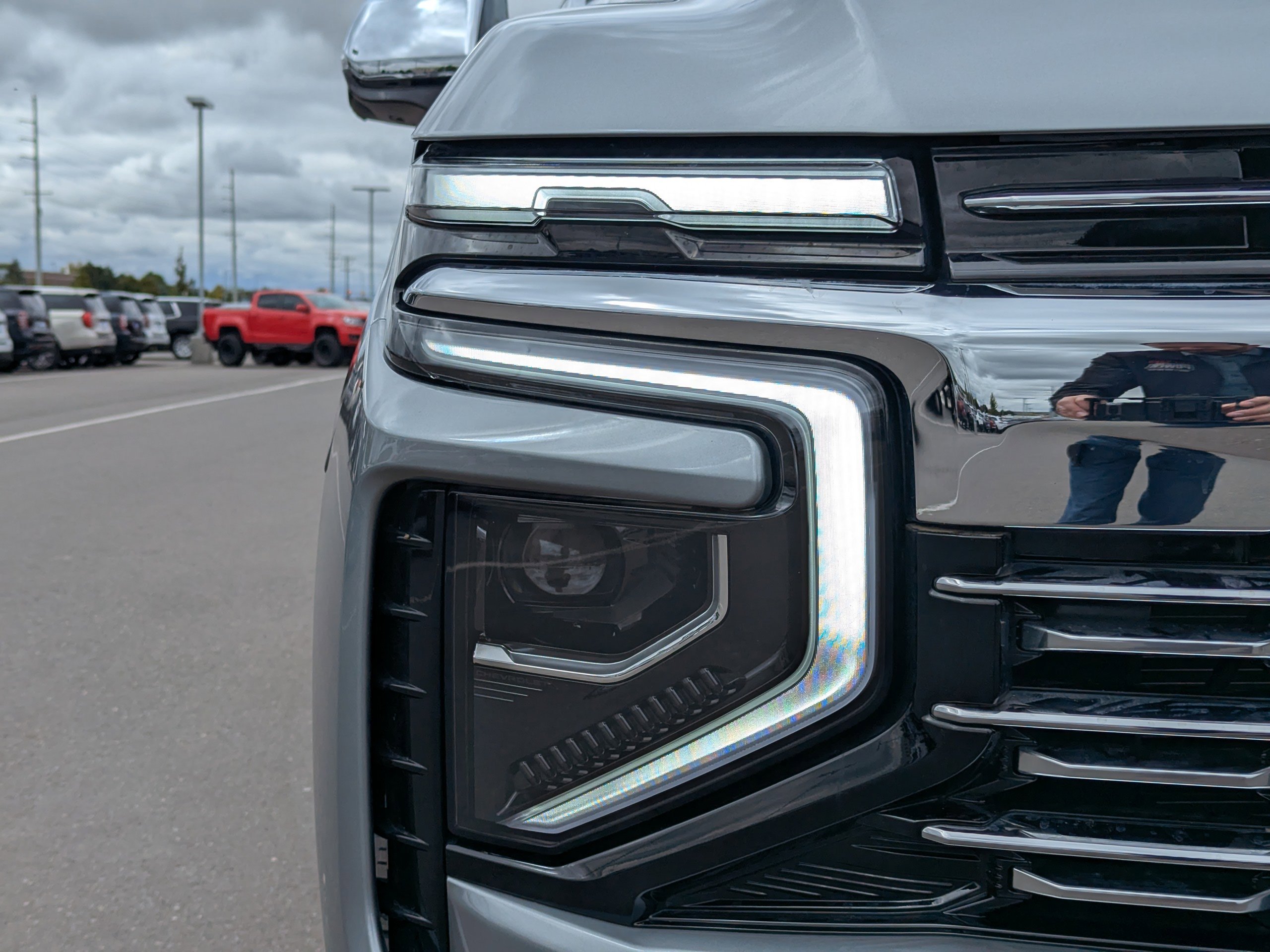 2025 Chevrolet Suburban Premier - Photo 46