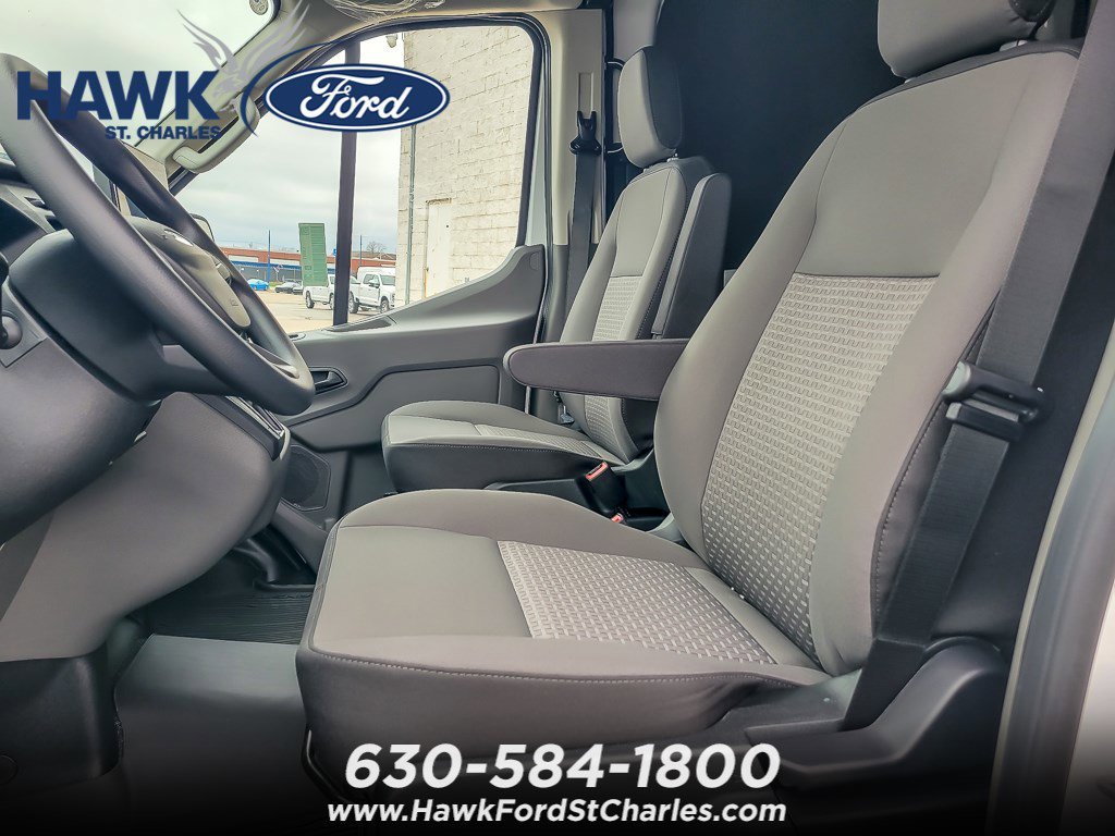 New 2026 Oxford White Ford Cargo Van image 8