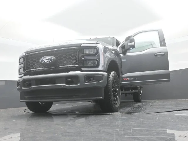 New 2027 Carbonized Gray Metallic Ford F-250® Lariat® image 34
