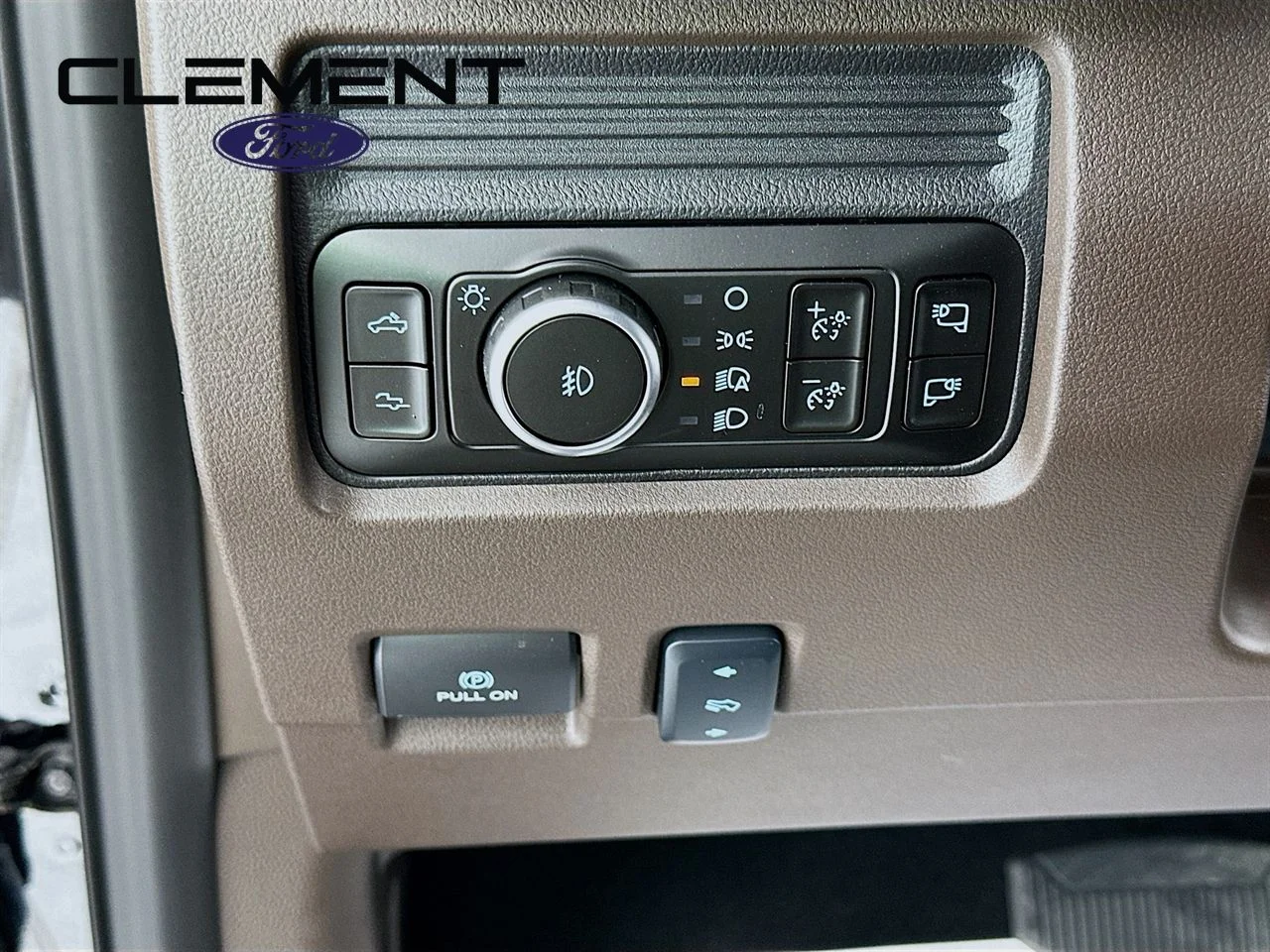 New 2026 Agate Black Metallic Ford F-250® King Ranch® image 13
