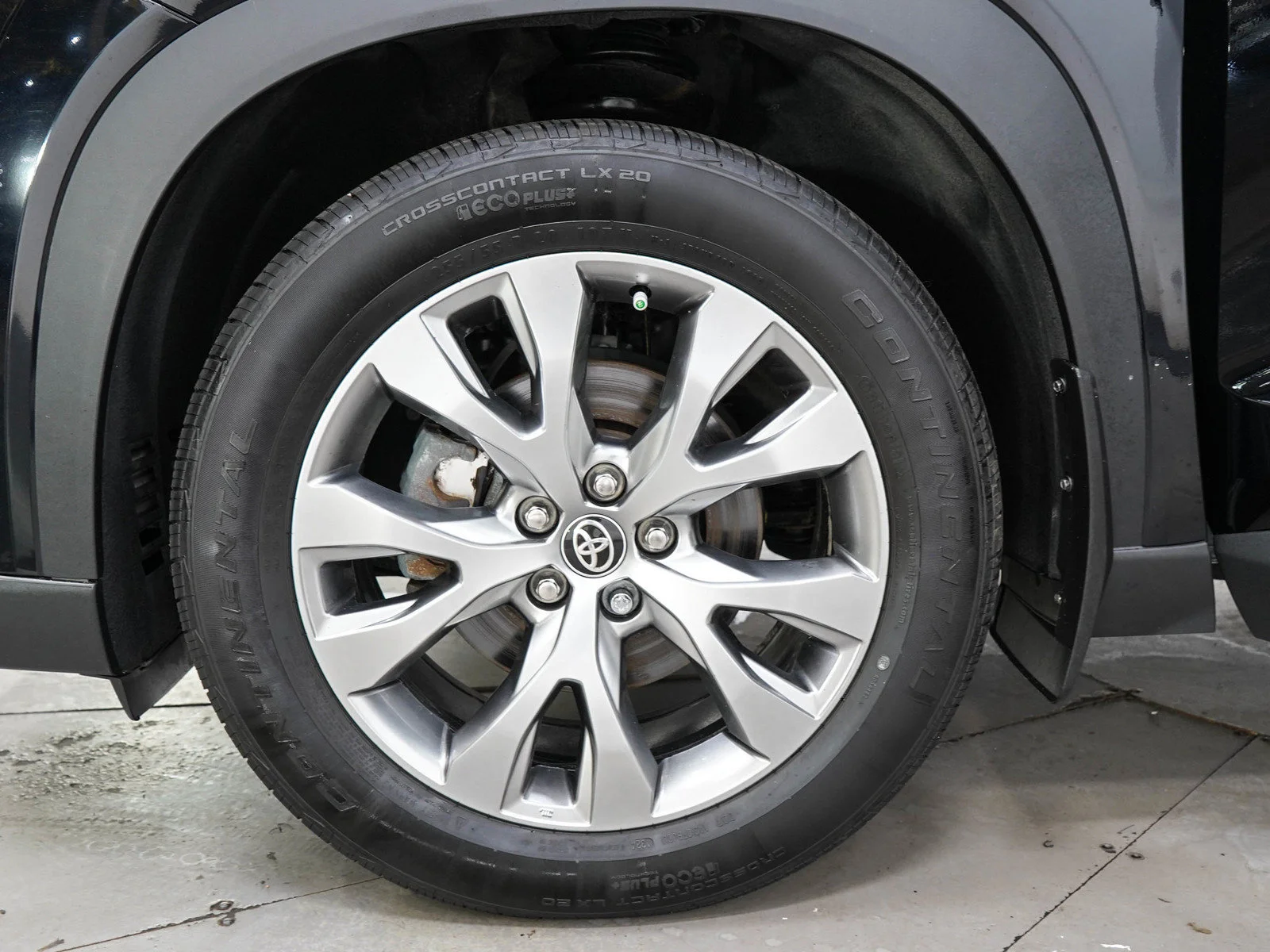 Used 2024 Black Toyota Hybrid Limited image 34