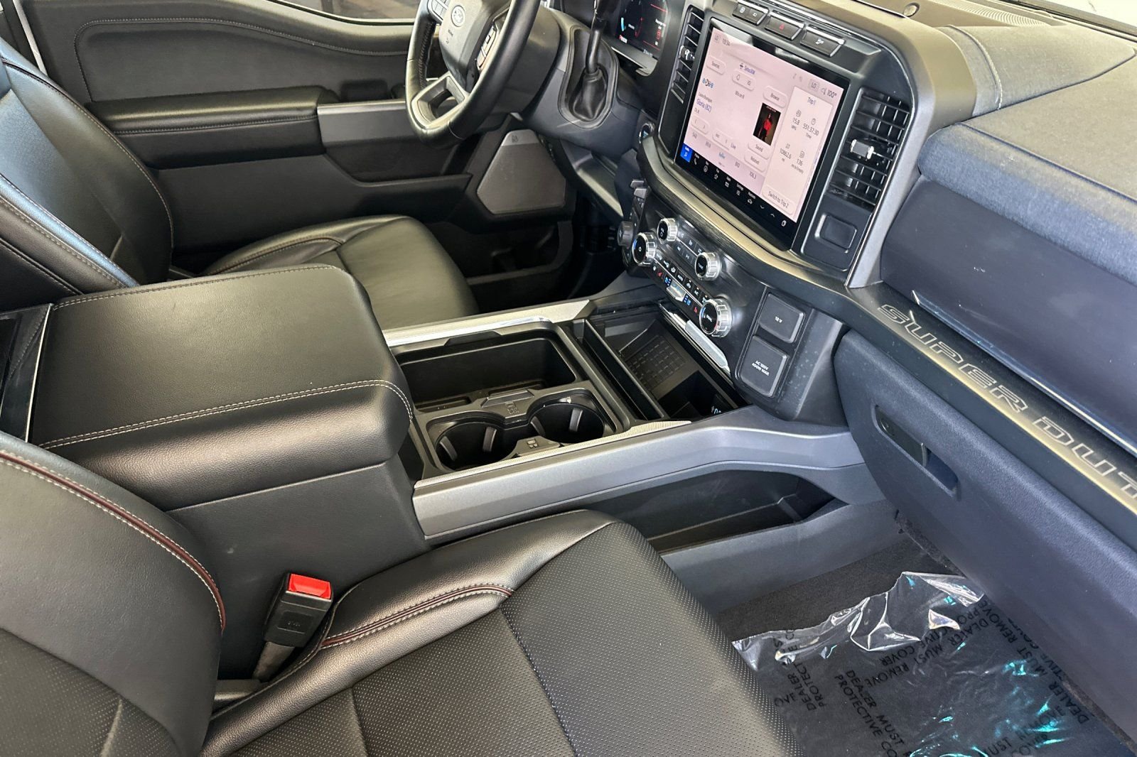 Used 2024 White Ford Lariat image 15