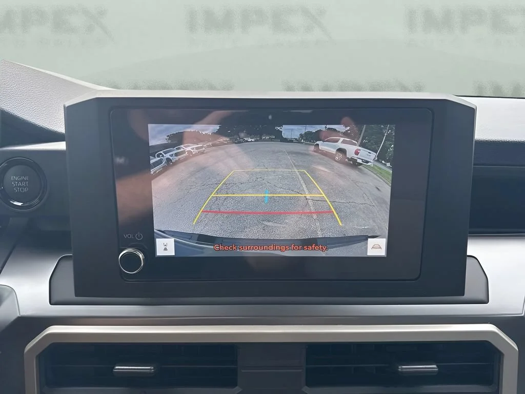 Used 2025  Toyota SR image 18