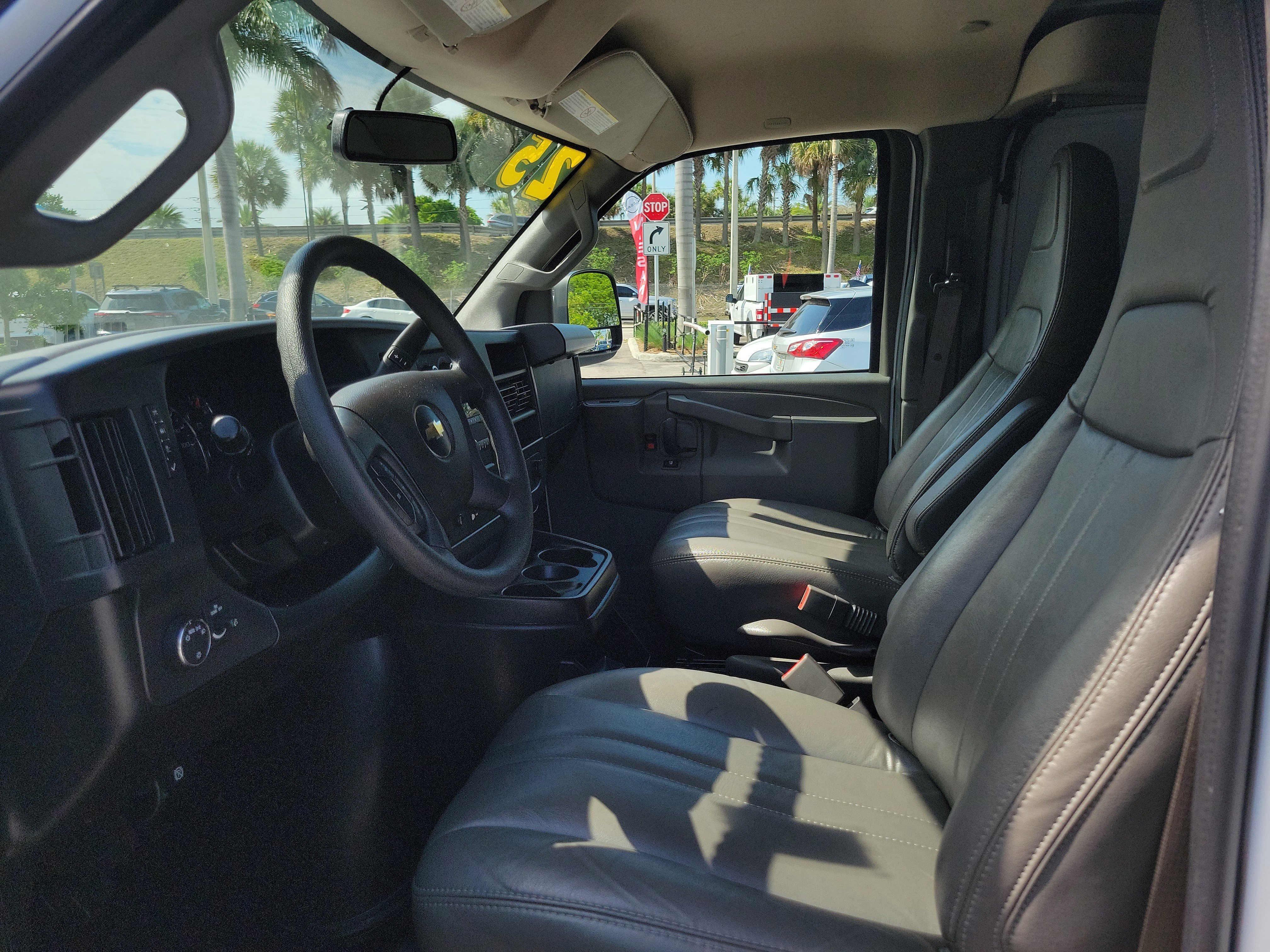 Used 2025 White Chevrolet Work Van image 15