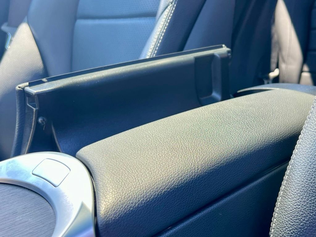 Certified Used 2022  Mercedes-Benz GLC 300 image 34