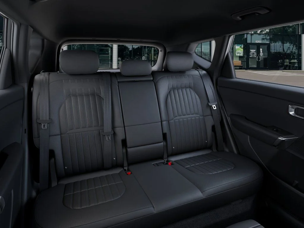 New 2027 Terrain Brown / Black Roof Kia X-Line S image 17