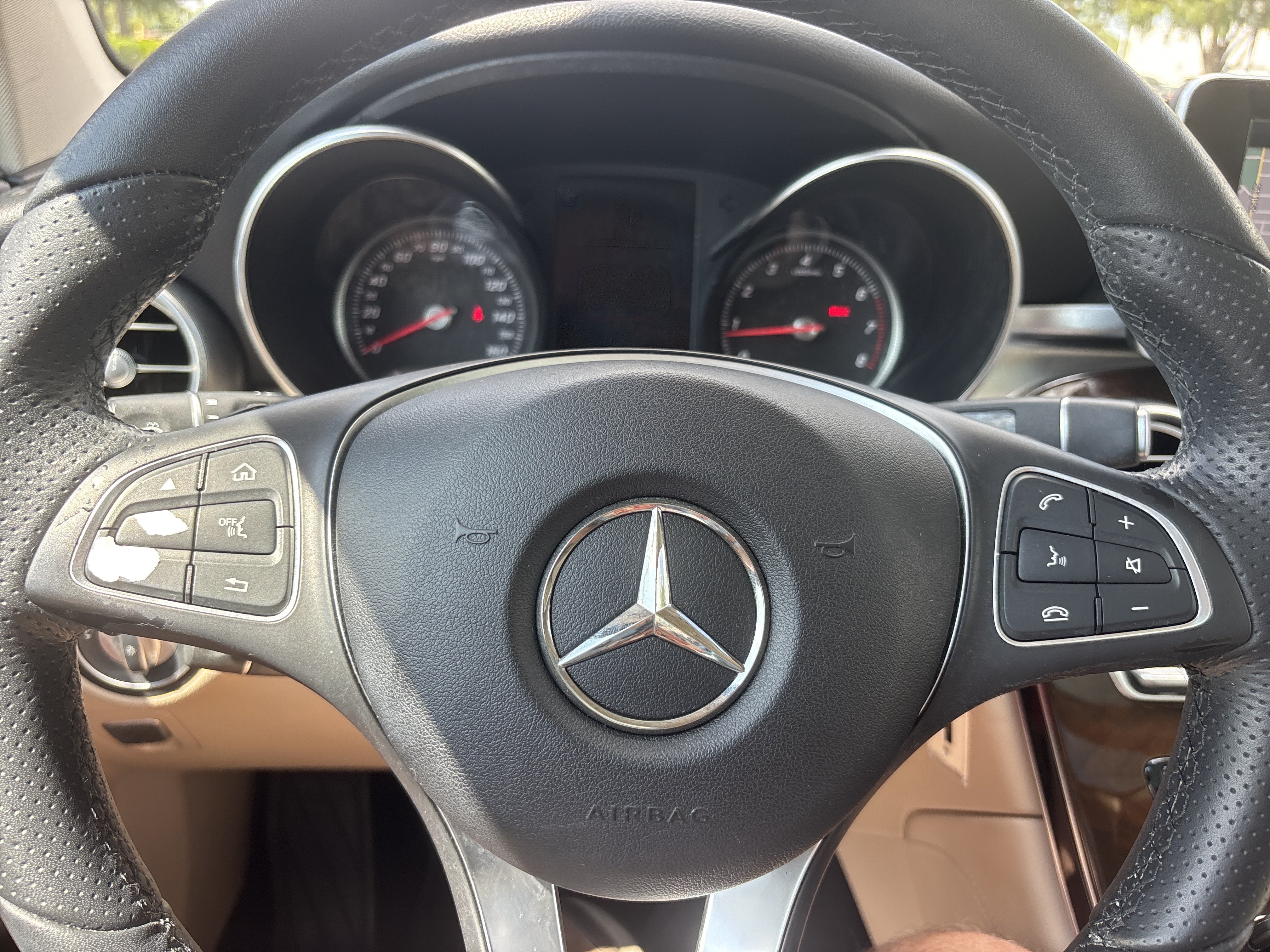 Used 2018 POLAR WHITE Mercedes-Benz 300 4Matic image 26