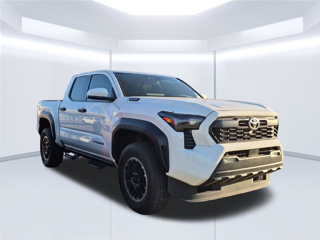 Used 2025 White Toyota TRD Sport Hybrid image 5
