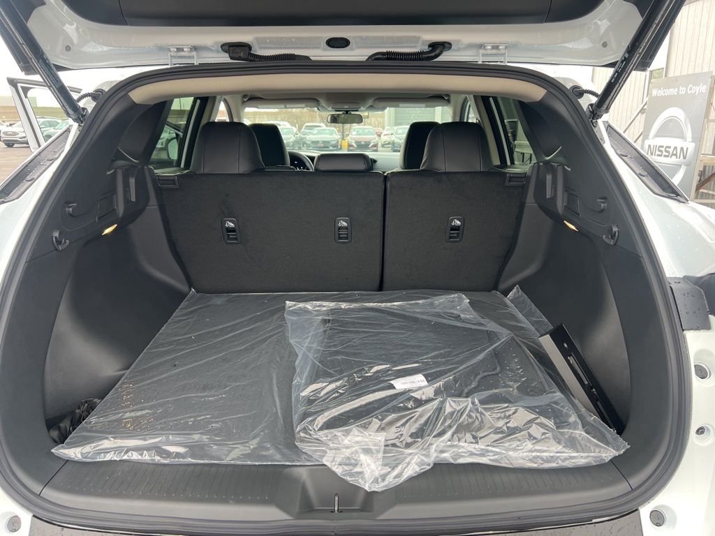 2026 Nissan Murano SV - Photo 11