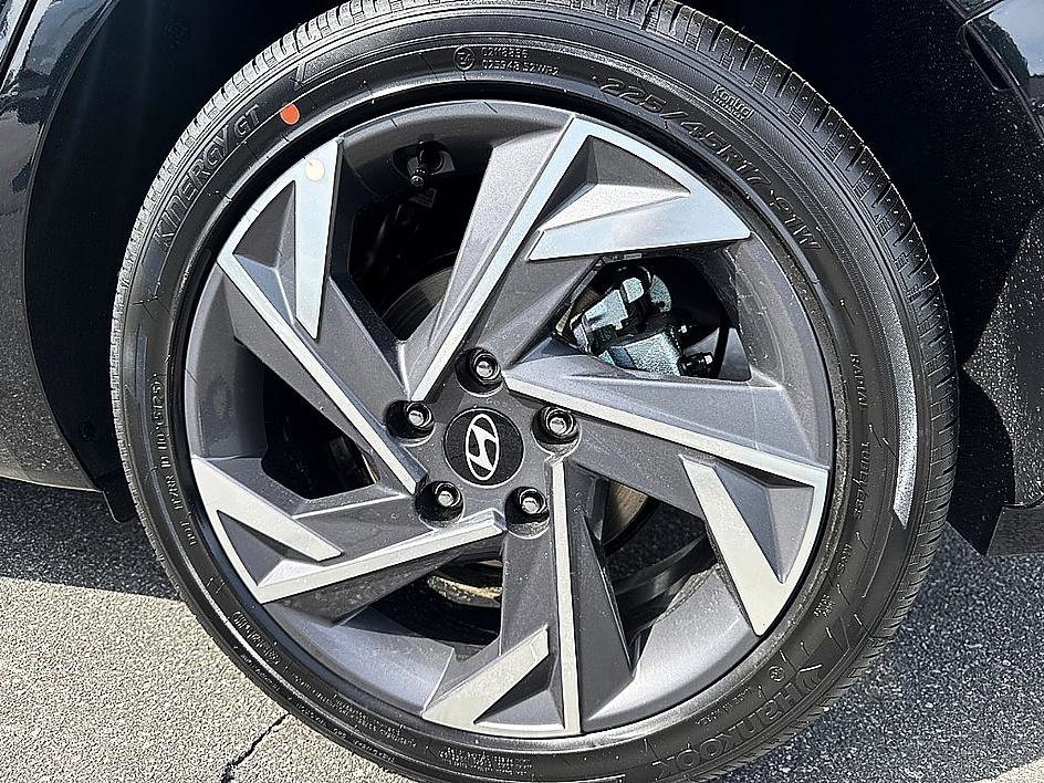New 2026 Abyss Black Hyundai Limited image 5