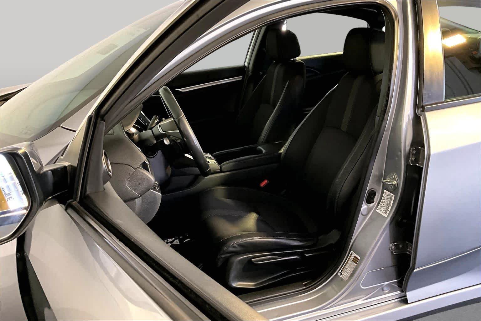 Used 2020 Lunar Silver Metallic Honda Sport image 9