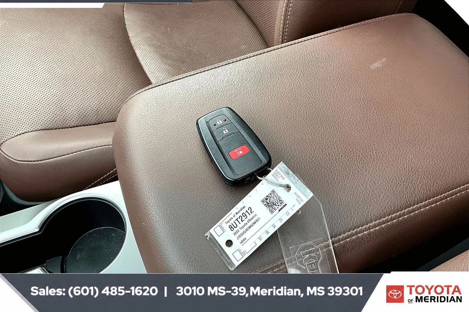 Used 2022 Classic Silver Metallic Toyota Limited image 9