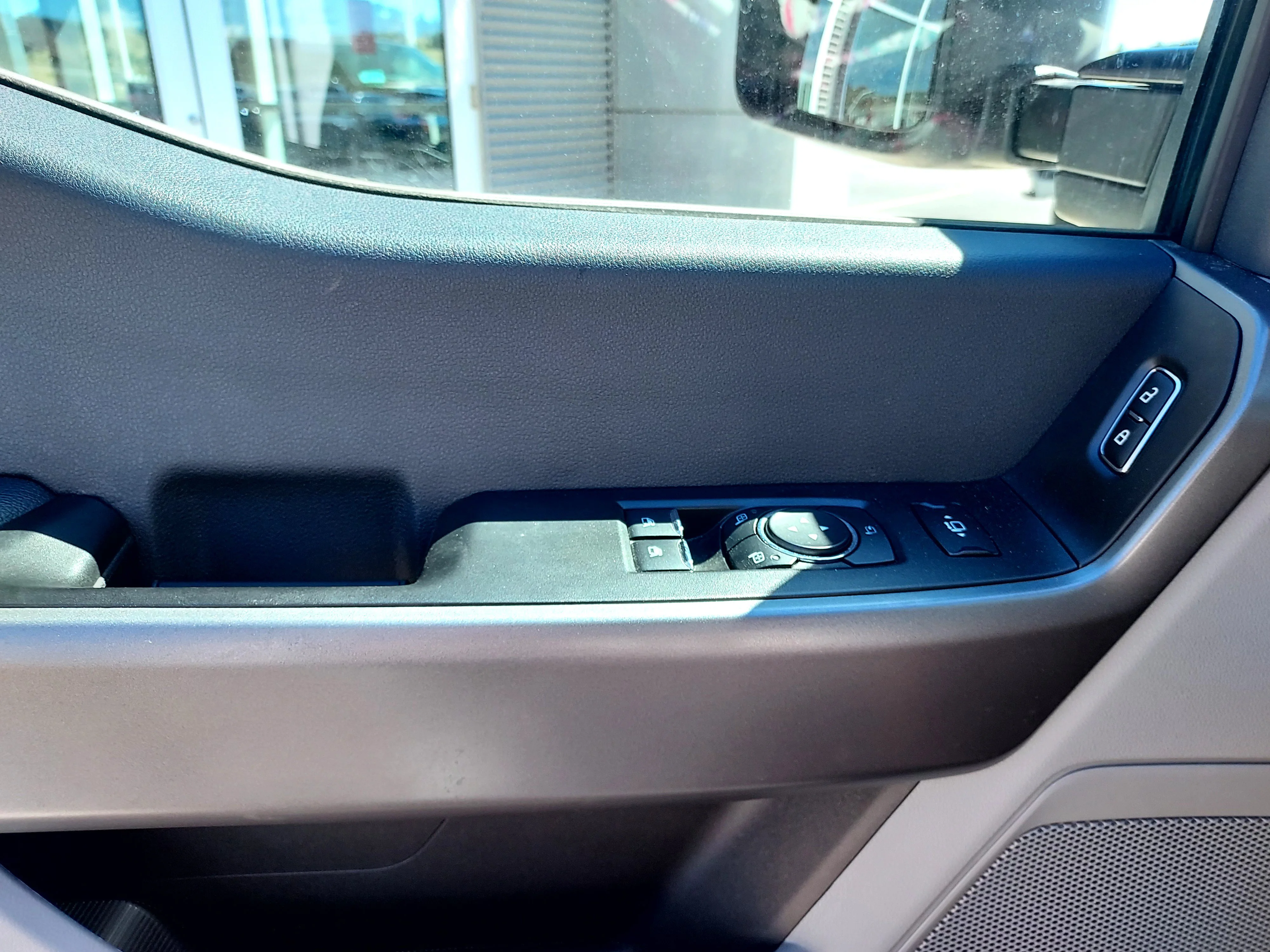 2026 Ford F-350 Super Duty XLT - Photo 33