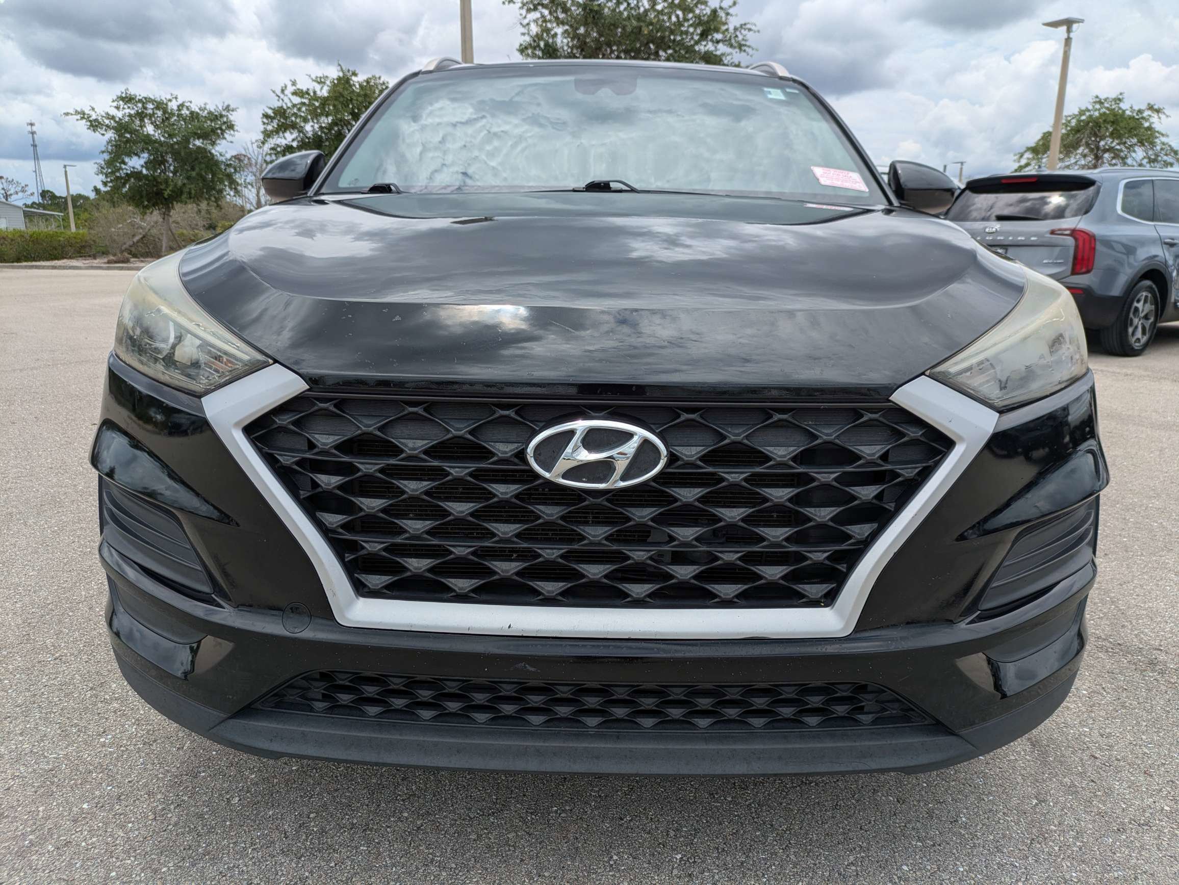 Used 2019 Black Noir Pearl Hyundai Value image 3