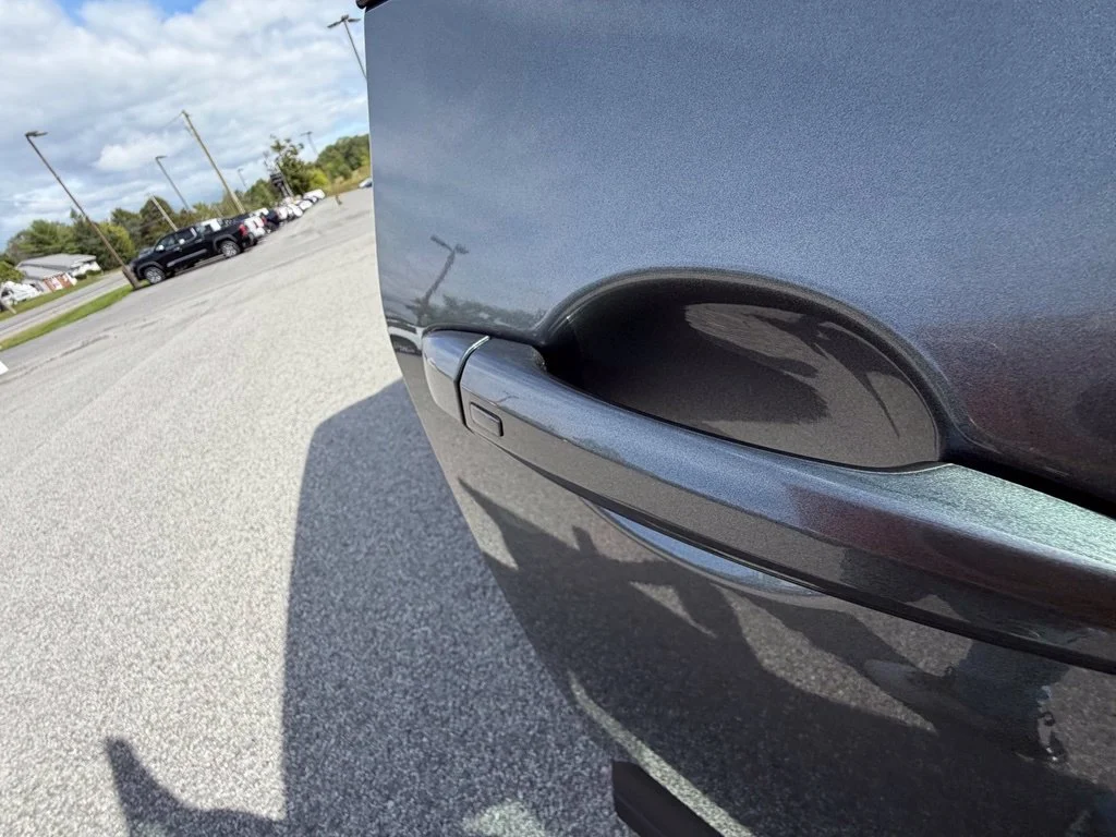 Used 2024 Gray Nissan SV image 36