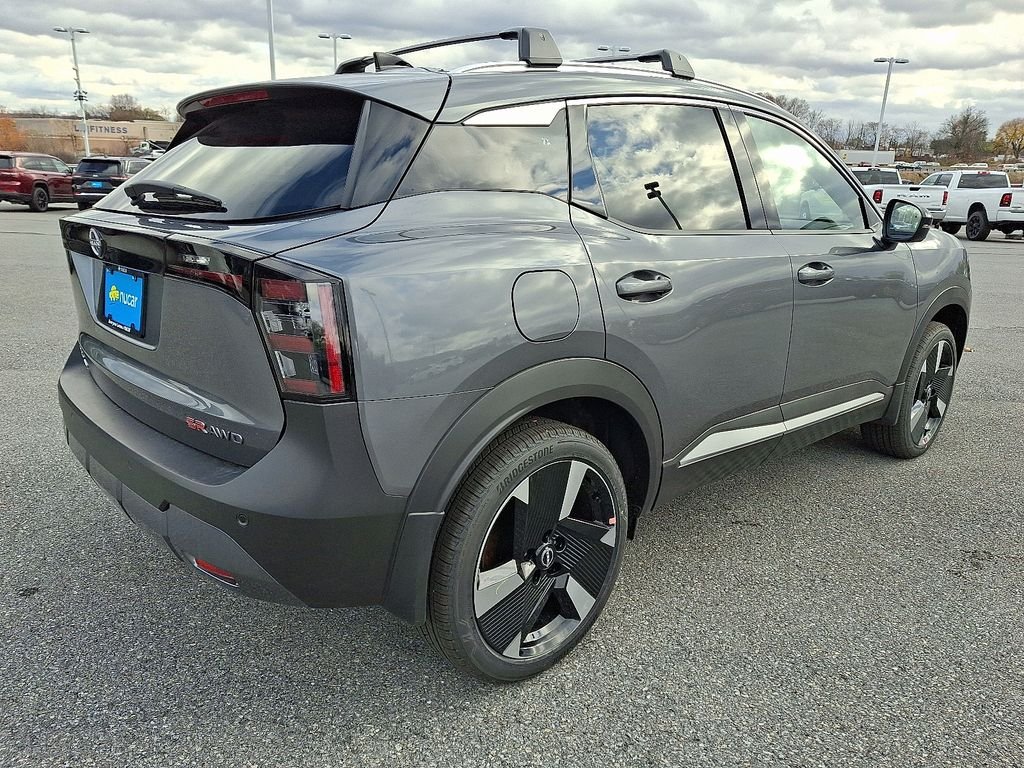 New 2026 Gray Nissan SR image 4