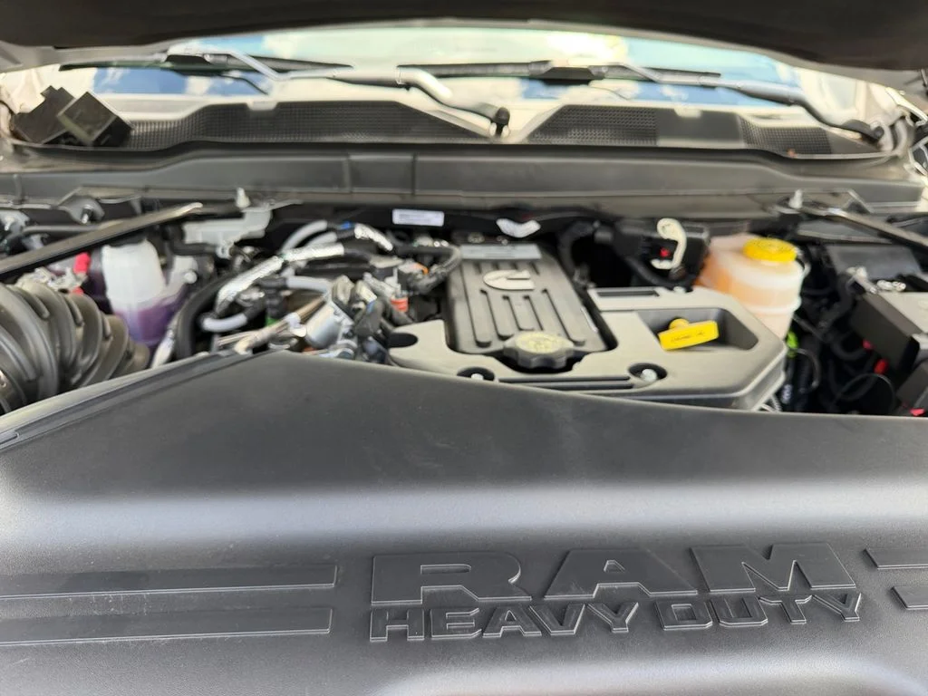 New 2026 Silver Ram Tradesman image 20