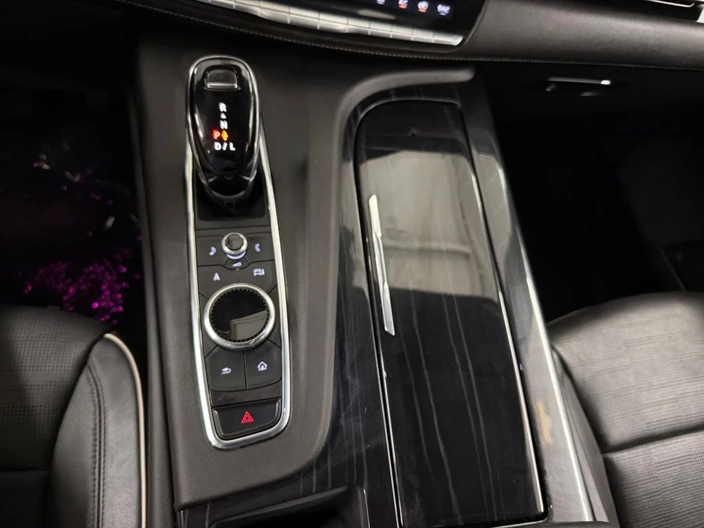 Used 2023 Crystal White Tricoat Cadillac Sport image 36