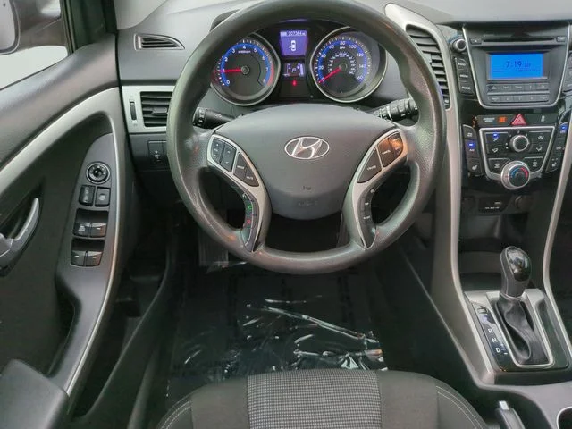 Used 2016 Blue Hyundai Base image 13