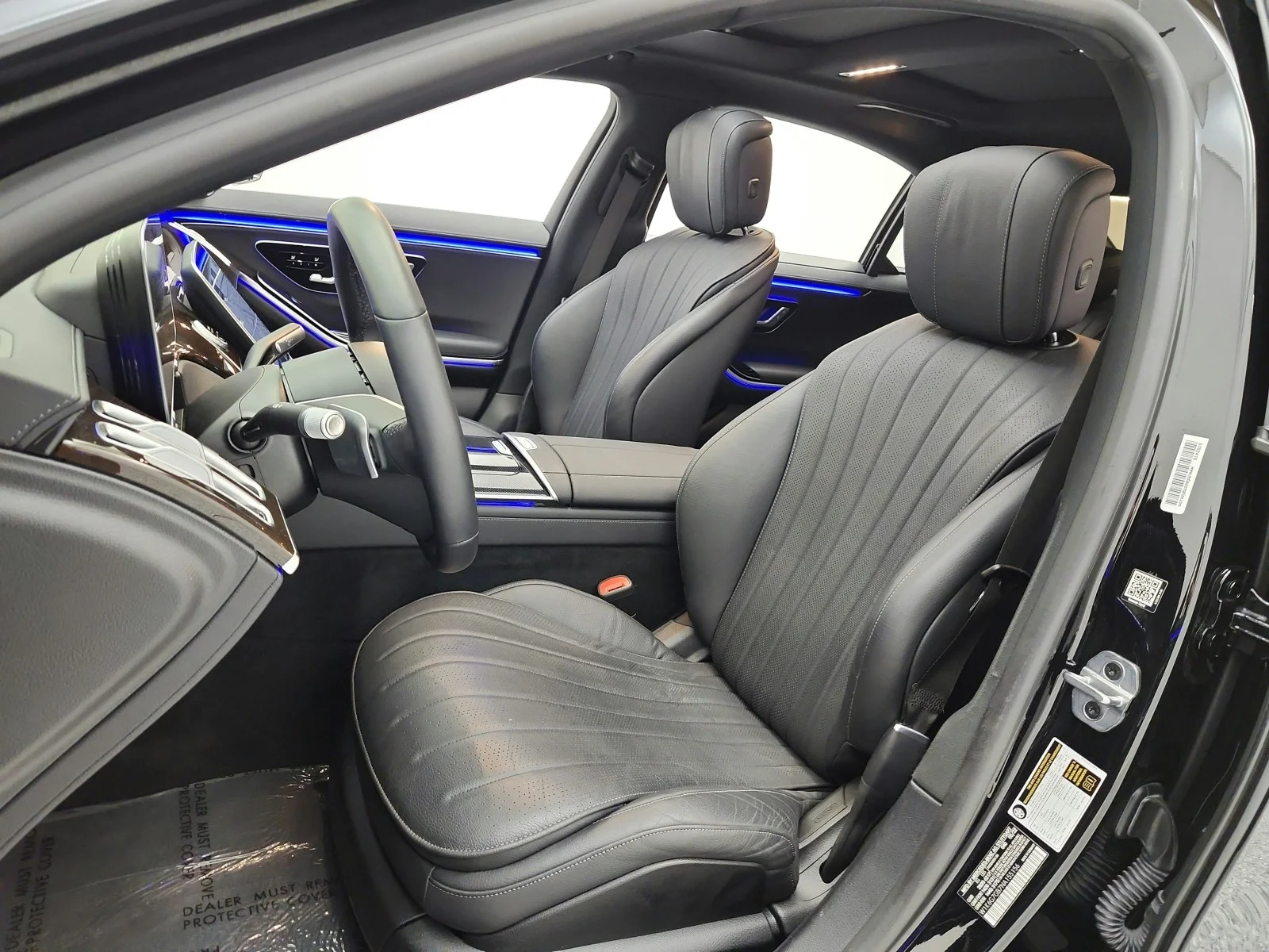 Certified Used 2022 Black Mercedes-Benz S 580 4MATIC® Sedan image 10