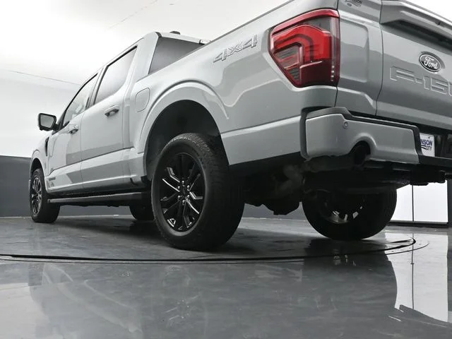 Used 2024 White Ford Lariat image 32