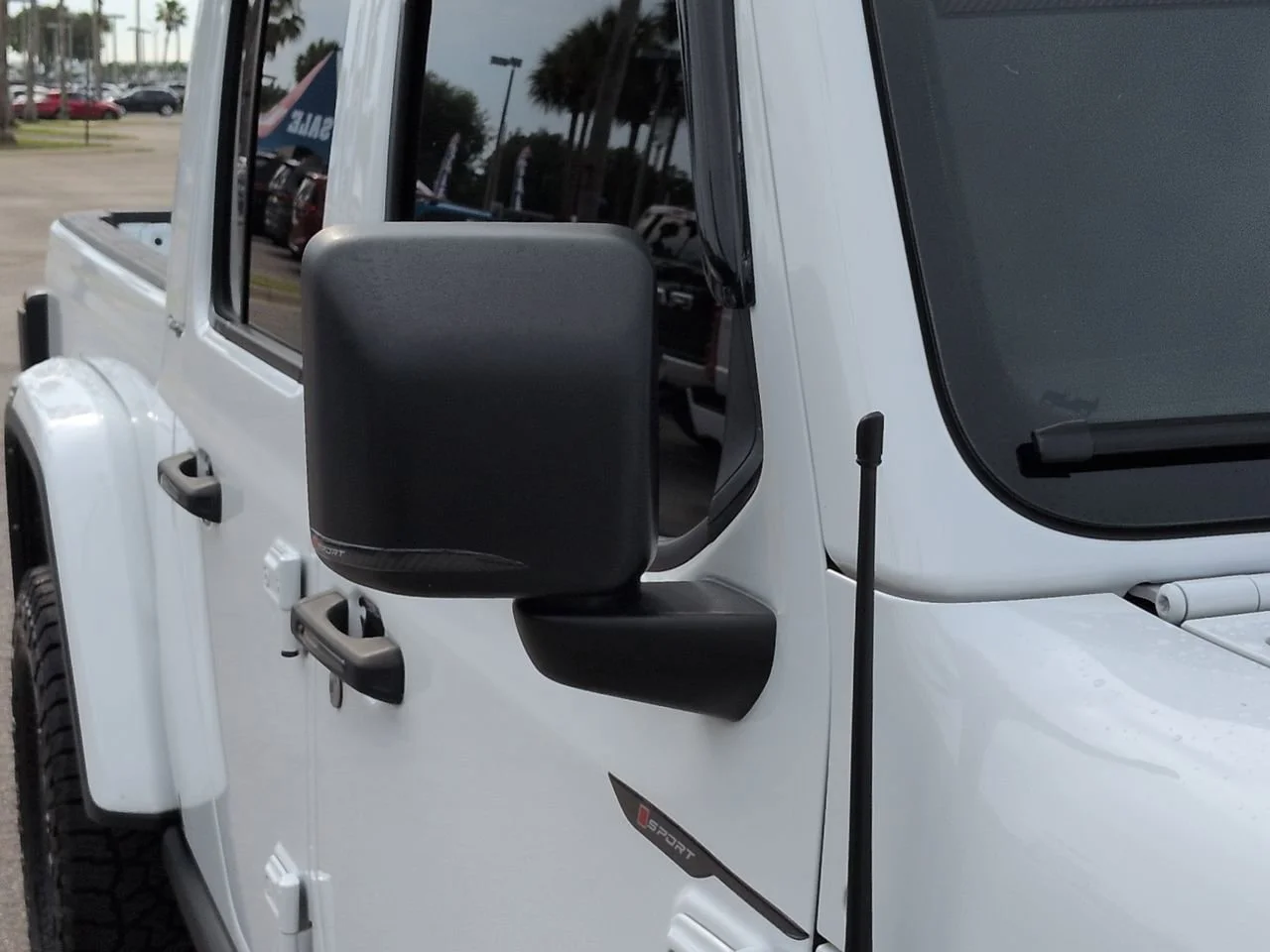 2023 Jeep Gladiator Mojave - Photo 11
