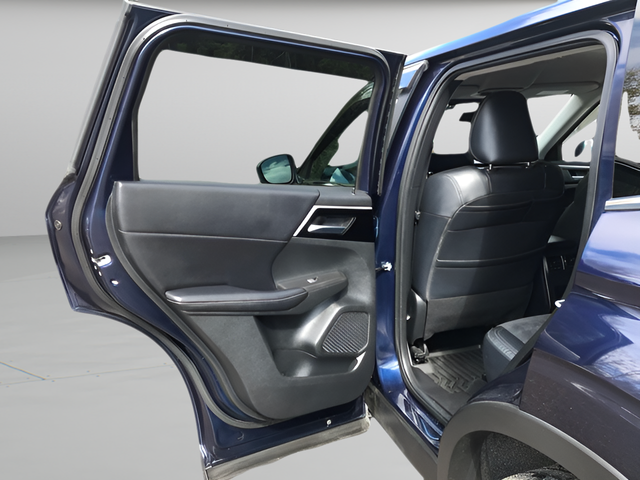 2022 Mitsubishi Outlander SE - Photo 12