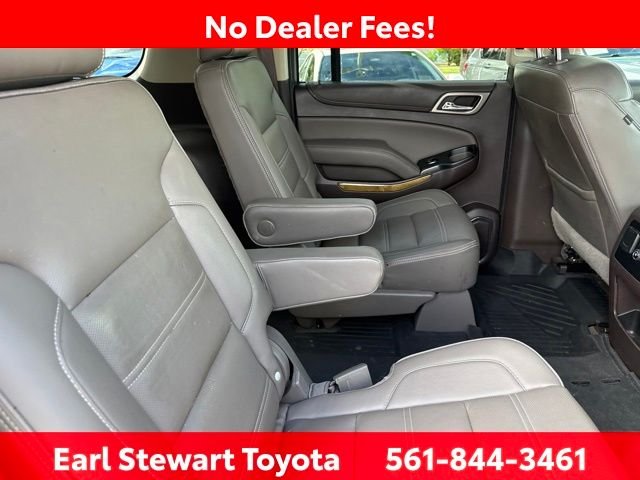 Used 2017 Silver GMC Denali image 33