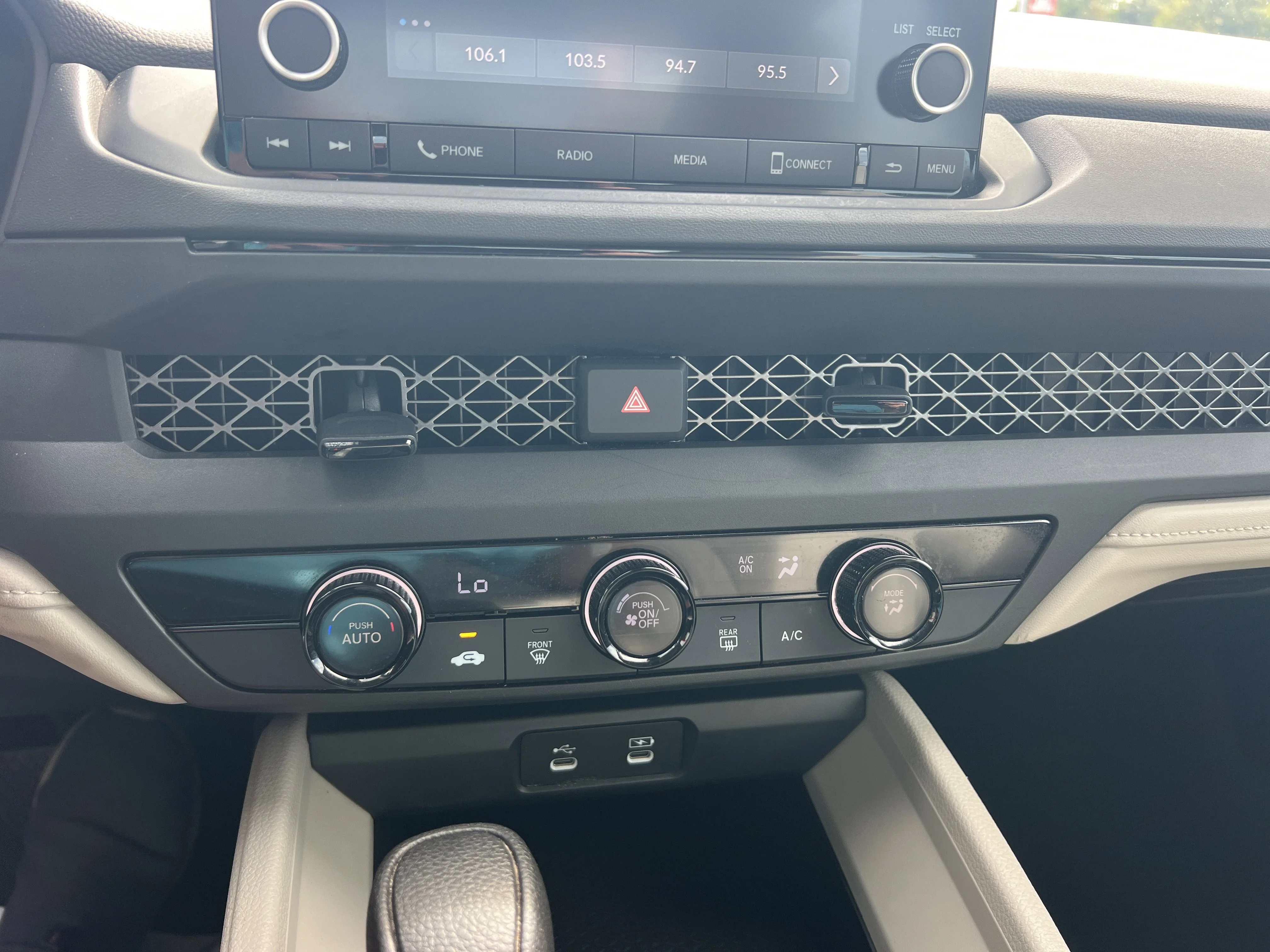 2024 Honda Accord LX - Photo 24