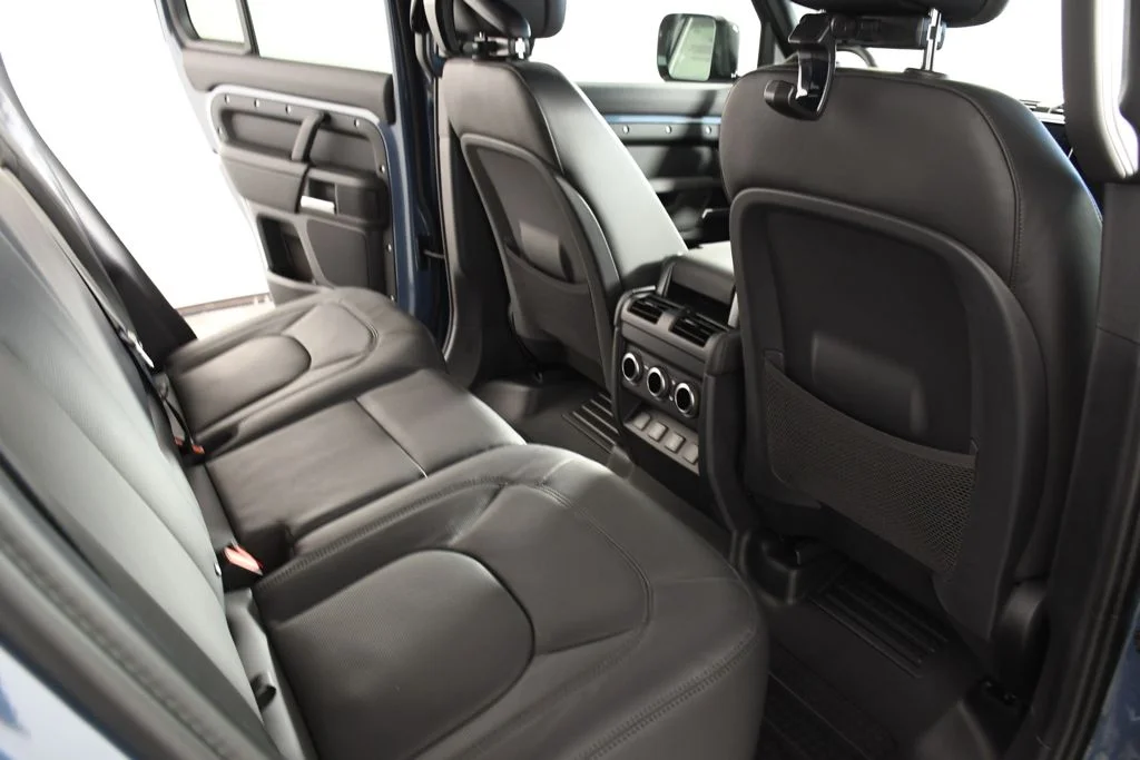 New 2026 Tasman Blue Land Rover S image 22