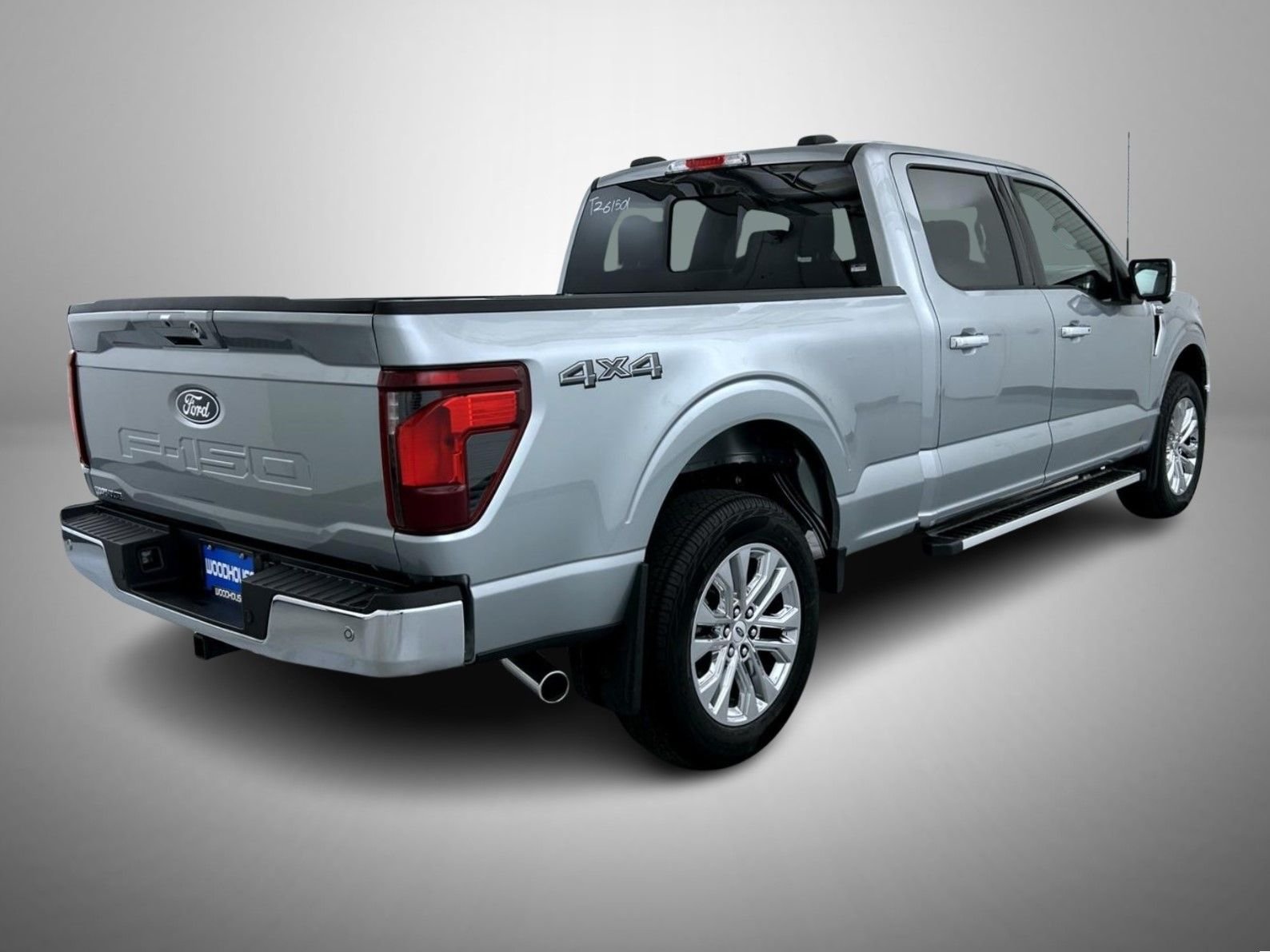 New 2026 Iconic Silver Metallic Ford XLT image 5