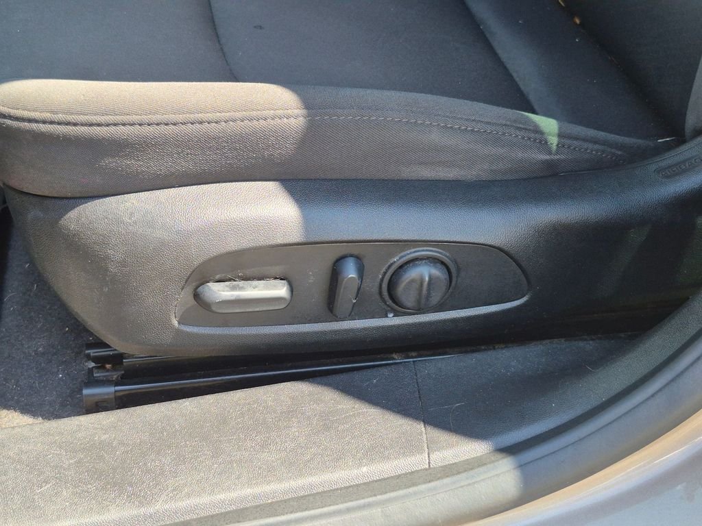 Used 2018 Beige Chevrolet LT image 15